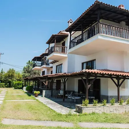 White Blossom #fourka Nyaraló